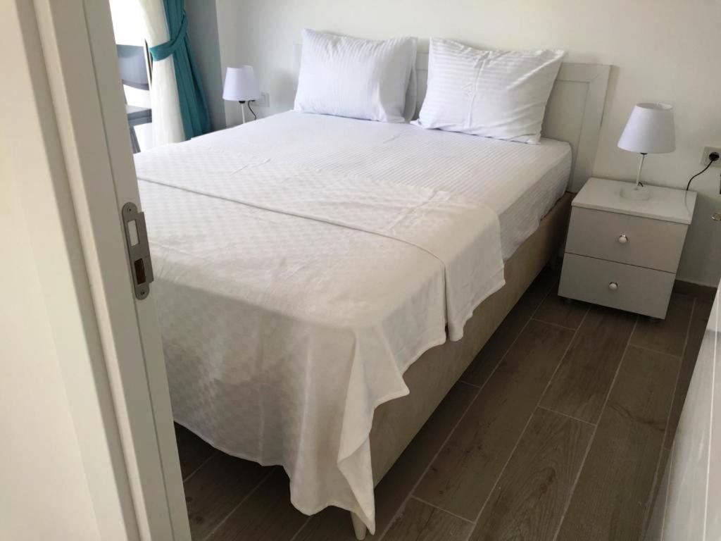 Aparthotel Sahil Aparts - Guelluek à Milas Extérieur photo